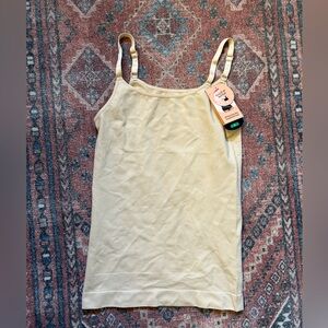 Shapermint All Day Every Day Scoop Neck Cami